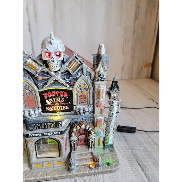 Lemax Doctor Pins & Needles AS IS spooky town Halloween Village accessory - Picture 6 of 15